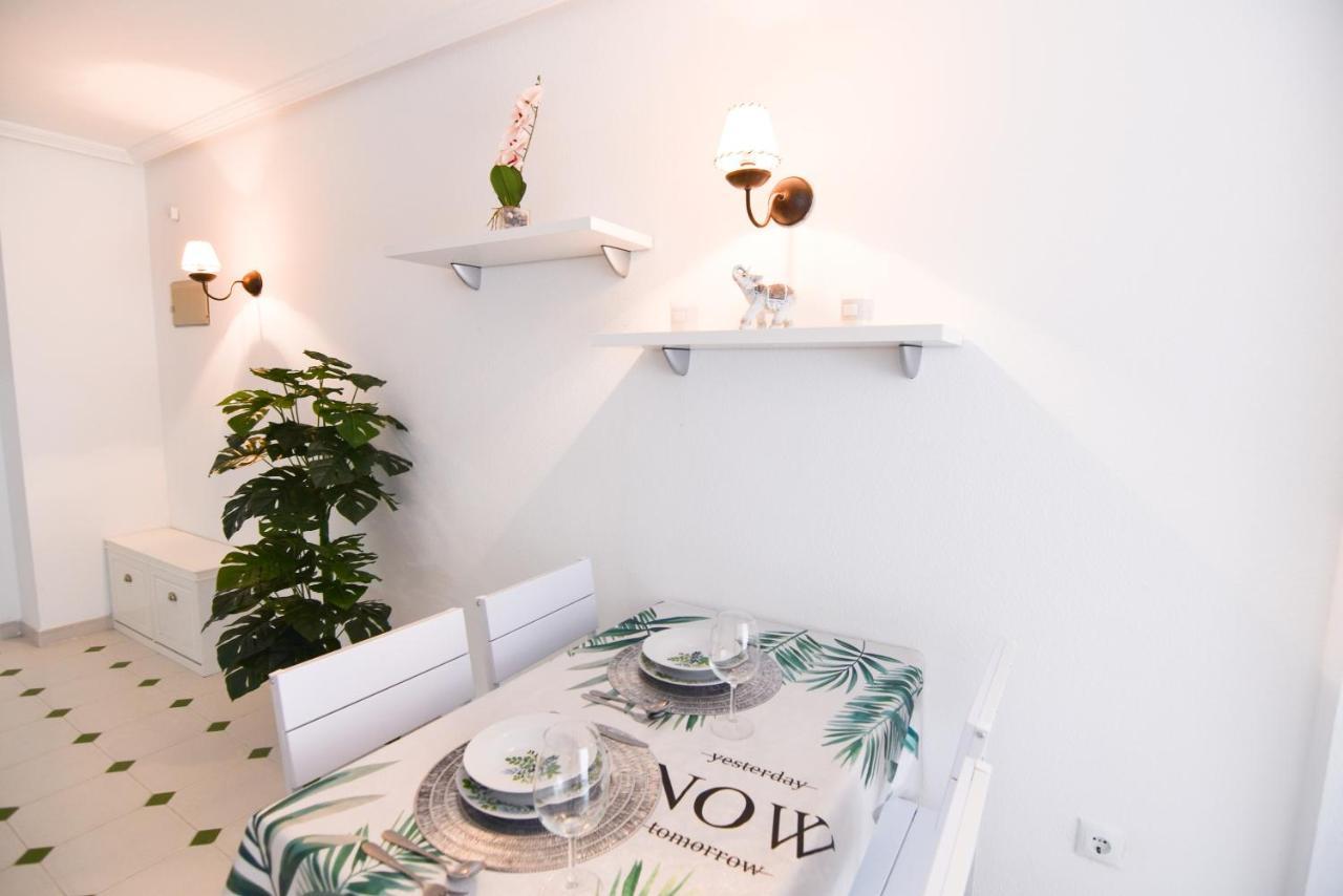Apartamento Sol Y Playa Lägenhet Torrevieja Exteriör bild